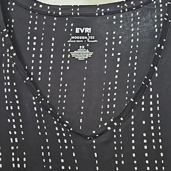 EVRI TEE - Picture 2 of 6